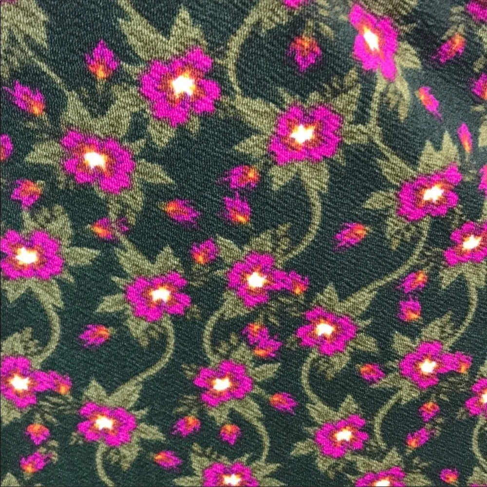 Lularoe Cassie pencil skirt stretchy Floral M